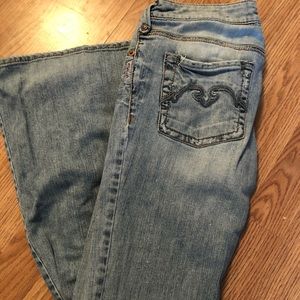 Silver jeans 27x33 flare